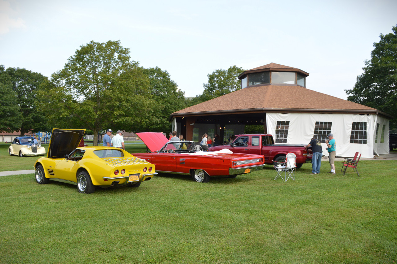 Pathfinder-Pavilion-Cruise-In